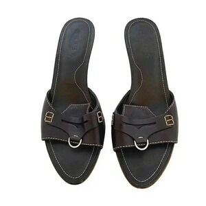 Tod's y2k Vintage Dark Brown Leather Kitten Heels Silver Ring Women's Size 7.5